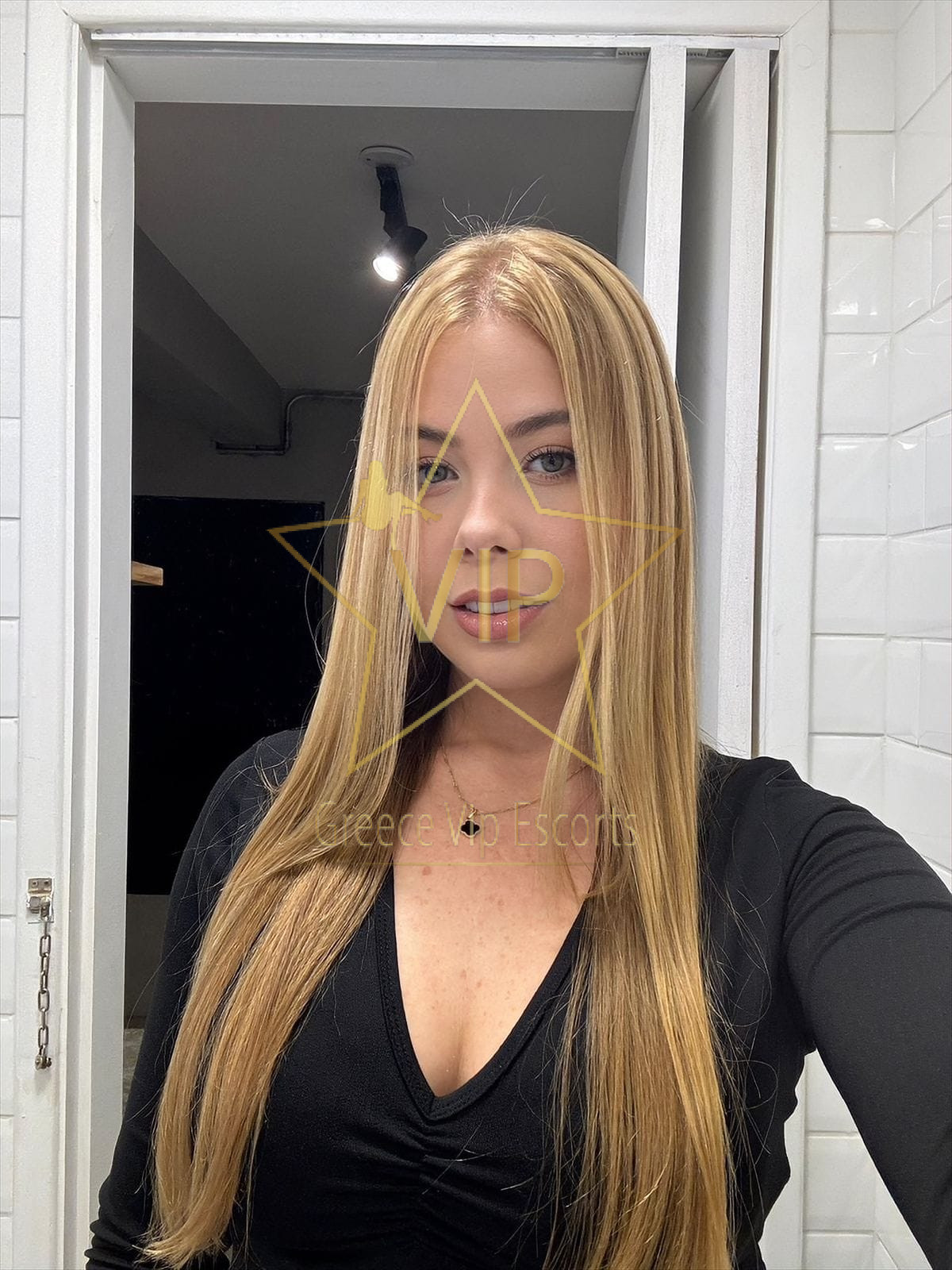 Escort-Athens-Amanda-Hot-Blonde-Escorts-7.jpg